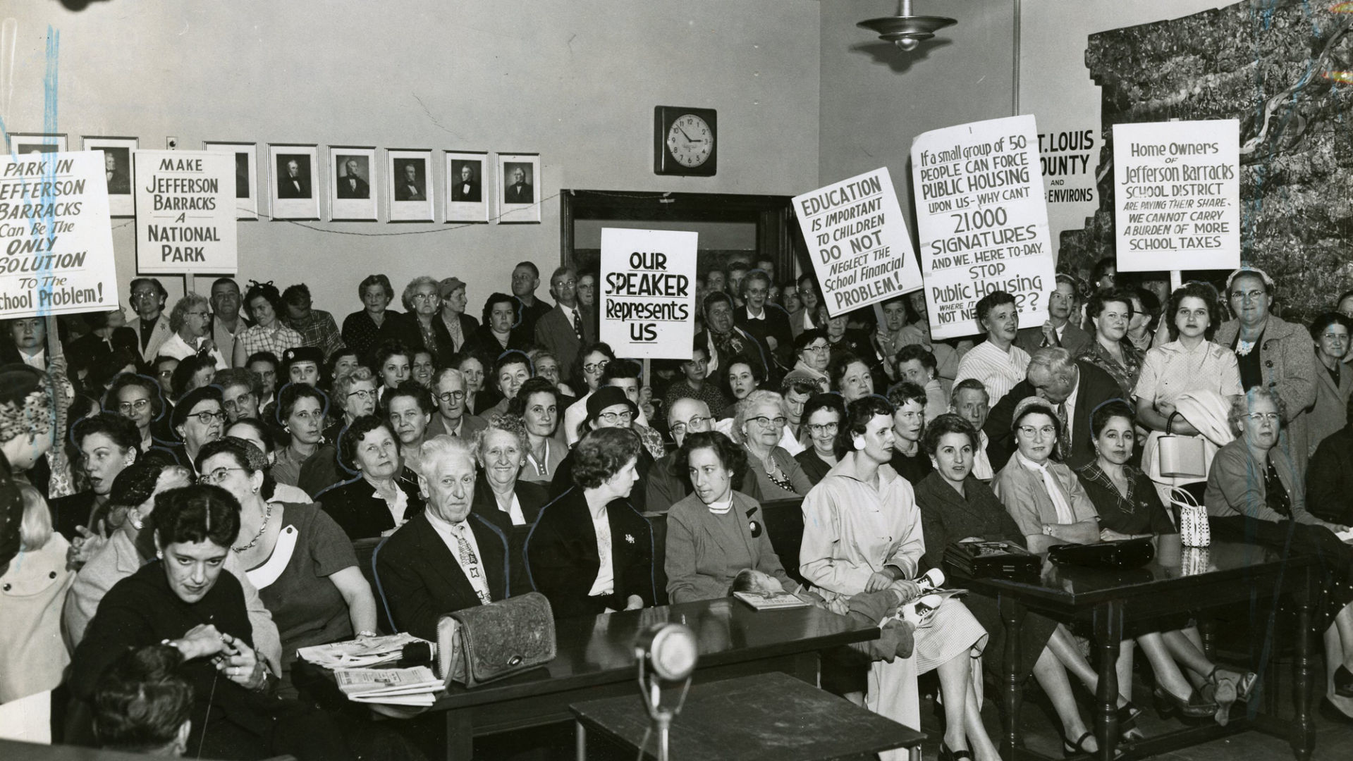 1958: Housing project opponents at hearing